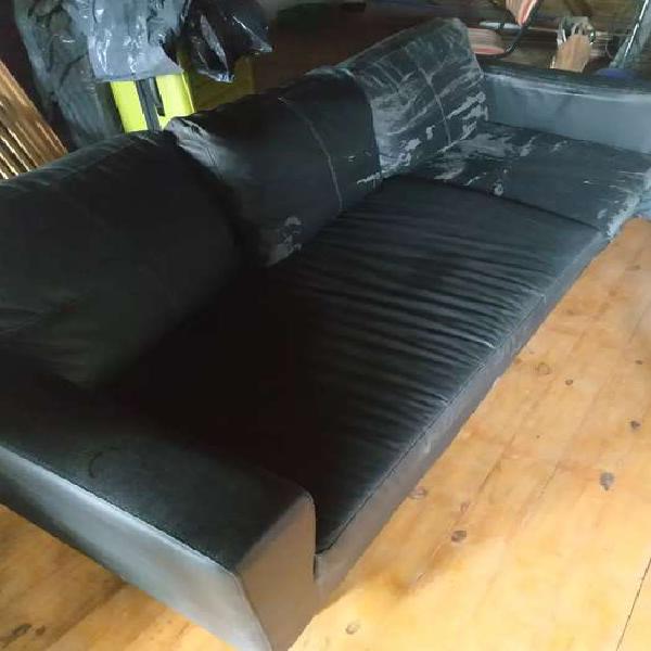 Vendo sillón 3 cuerpos ecocuero para retapizar