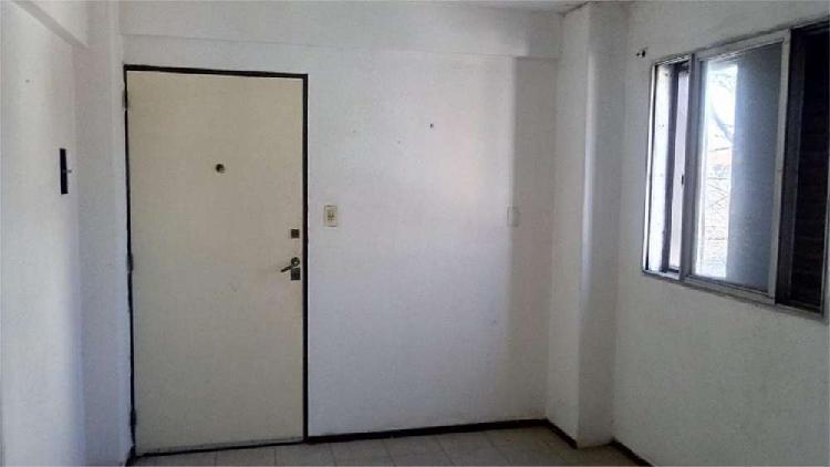 Zeballos 3600 2° - U$D 52.000 - Departamento en Venta