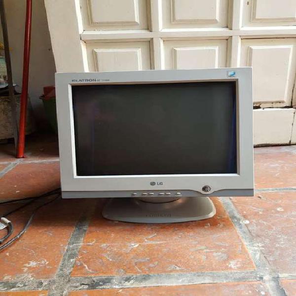 monitor LG flatron eZ T710SH