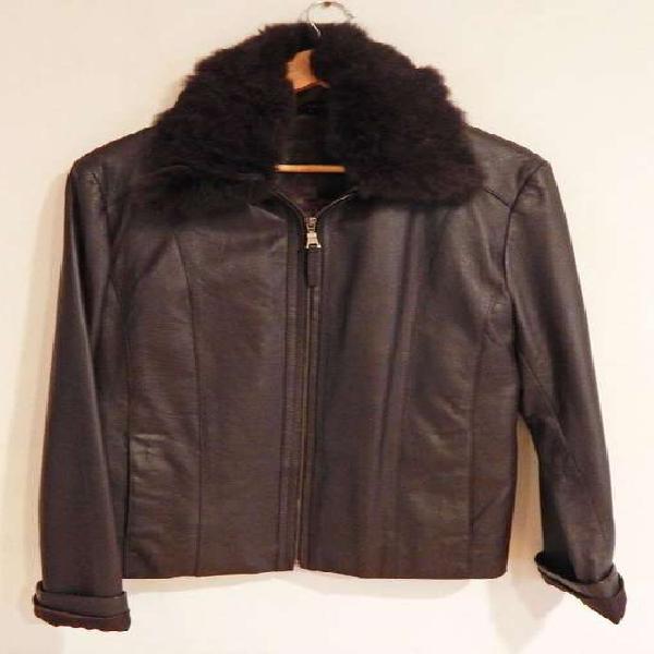 Campera Simil Cuero Cuello Desmontable