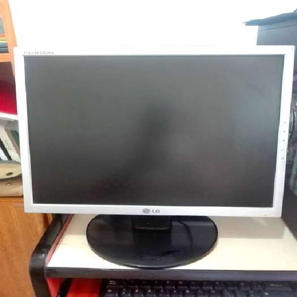 Monitor LG de 17 Pulgadas LCD