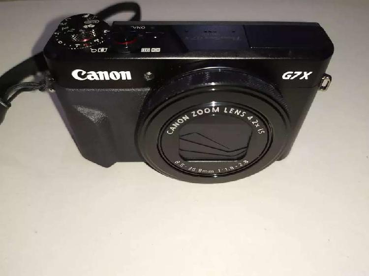 Canon PowerShot G7X Mark II