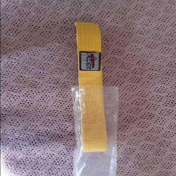 Cinturon amarillo marca F-sion
