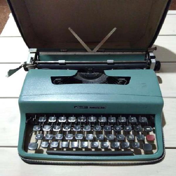 Maquina Escribir Olivetti Lettera 32 con Maletín