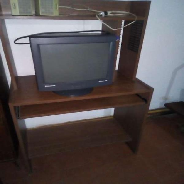 Oportunidad...Mueble para Computadora.