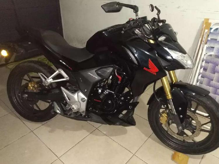 Vendo Permuto Cb190