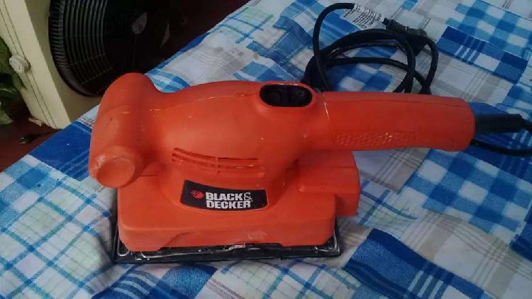 lijadora orbital black+decker