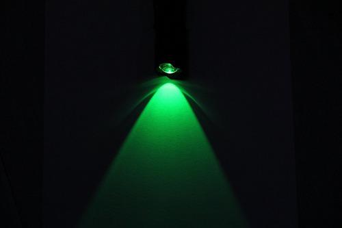 Linterna Caza Luz Verde Lente Cree C/bateria Litio Cargador