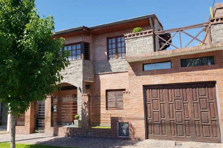 Chalet en Venta Villa Luzuriaga / La Matanza (A141 2999)