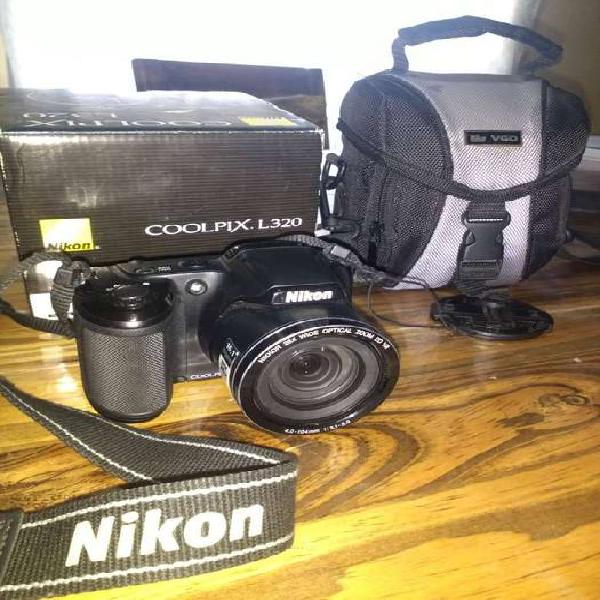 Cámara compacta Nikon Coolpix L320