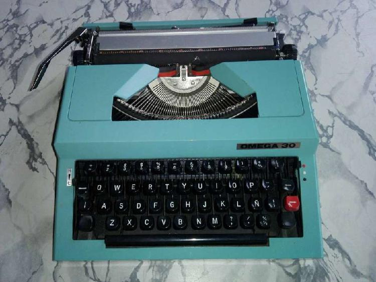 Maquina de Escribir Omega 30