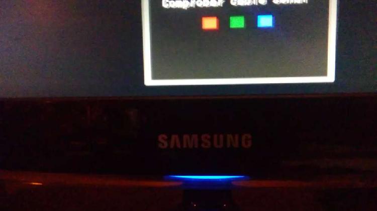 Monitor Samsung impecable ! Sin rayas funciona perfecto