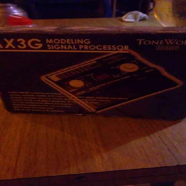 Pedalera de efectos Korg ax3g impecable en caja