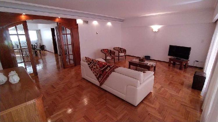 Venta Piso 4 Ambientes Con Dependencia Plaza Mitre