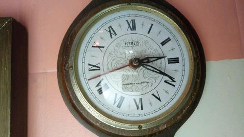 Antiguo Reloj De Pared Electrico Termets Sin Termometro