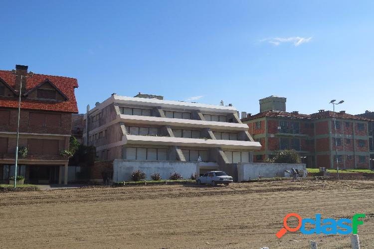 Departamento venta Pinamar-Frente al mar-Vista Plena-5