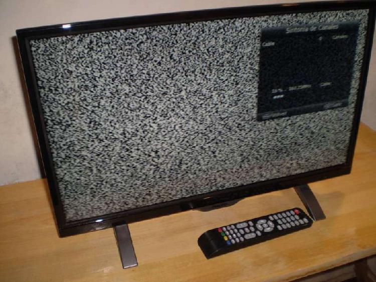 TV LED LCD PHILCO 24" MOD PLD2416HTX CONTROL REMOTO TDA
