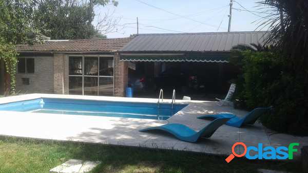 CASA 4 AMB CON PISCINA