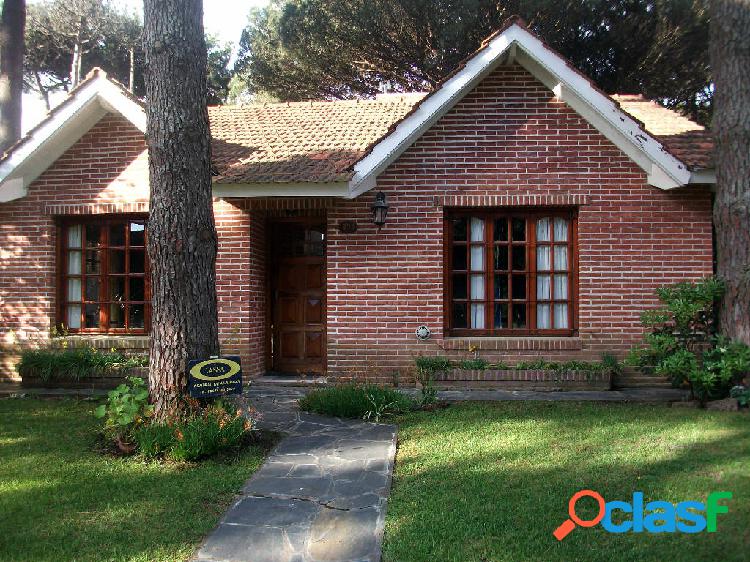 Casa en Pinamar - Zona Norte -FEBRERO