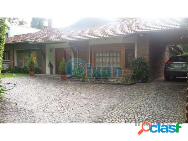 Casa en Venta. 4 Dor. 1000 M2. 295 M2 Cub.