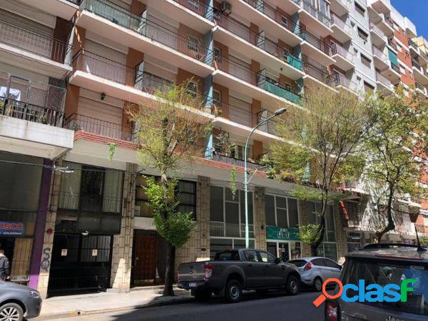 Arenales y Falucho 7° piso - 2 amb lateral en venta -