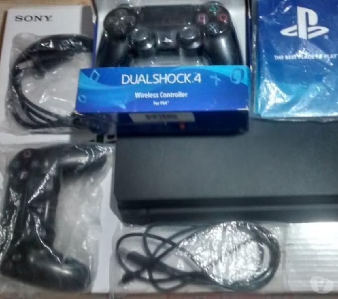 Ps4 Slim + 2 joystick + Usb + Hdmi + Cable de fuente + pes 2