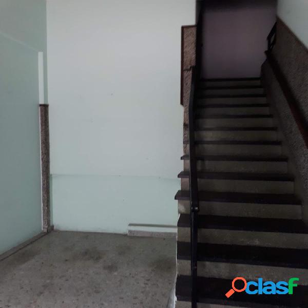 VENTA CASA EN 2 PTAS C/GJE 8 AMB IDEAL 2 FLIAS-POMPEYA