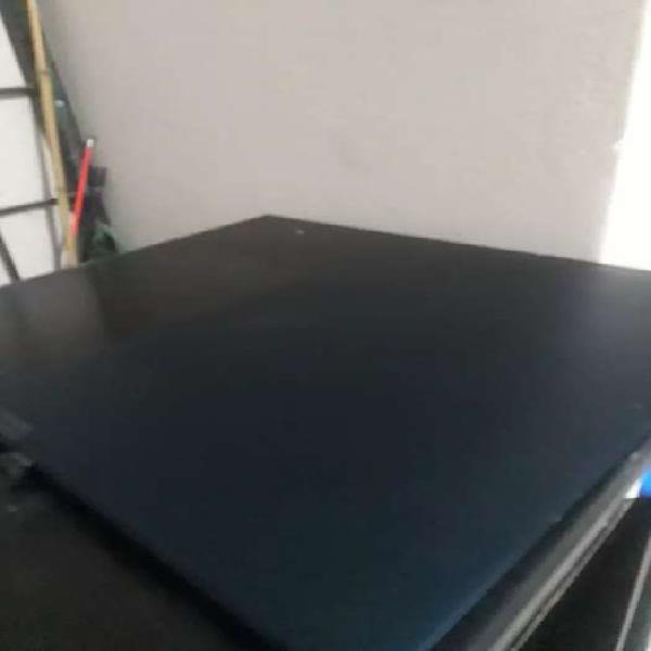 Lenovo i3 ideapad 330S (4gb de ram)