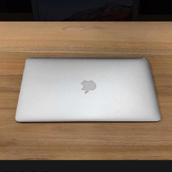 Mac Book Air 13.3