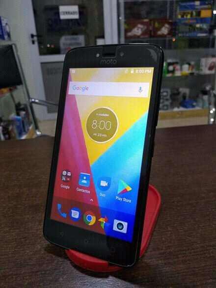 Moto c plus libre