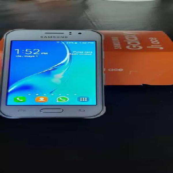 VENDO SAMSUNG J1 ACE.