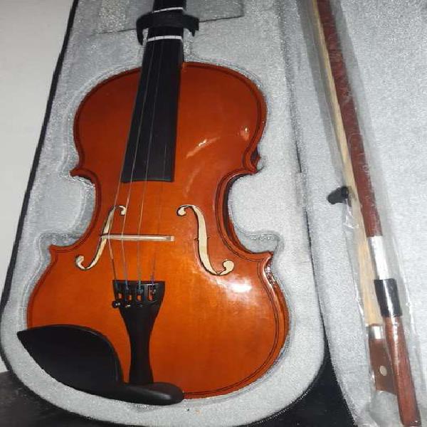 Violin 4/4 Yurelly