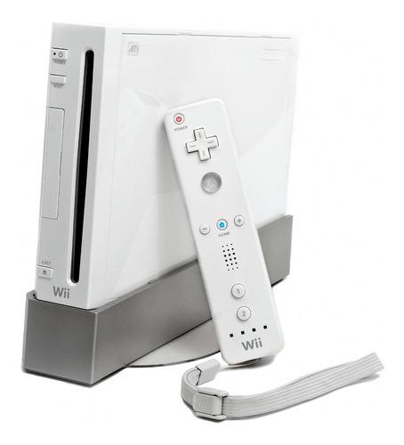 Consola Wii + 2 Mandos + Disco De Juego De Deportes (usada)