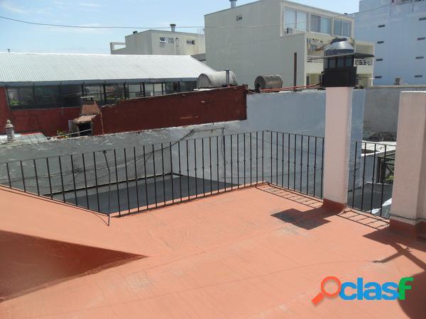 PH 150M2 - 3 AMBIENTES CON DEPENDENCIAS - PATIO CUBIERTO Y