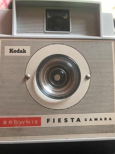 Vintage Cámara Kodak+flash Brownie Fiesta