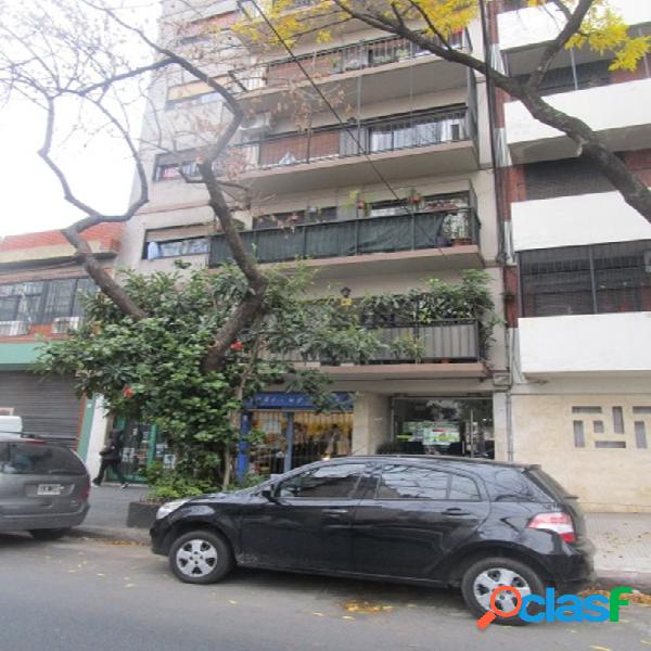 3 ambientes con balcón