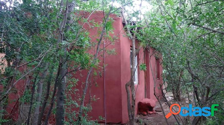 CASA EN CAPILLA DEL MONTE BARRIO EL FALDEO