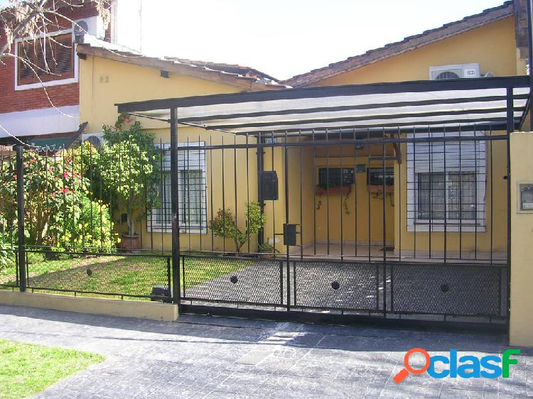 CHALET EN VENTA CASTELAR SUR MUY BUENA UBICACION