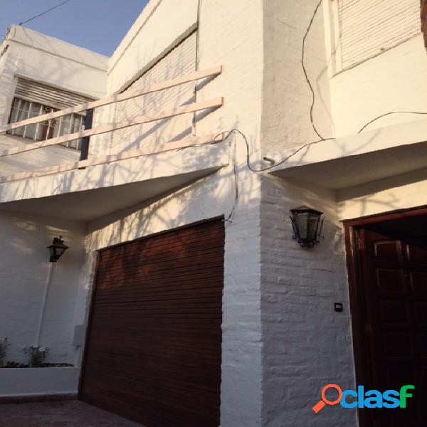 DUPLEX EN PH DE 3 AMBIENTES EN ZONA DE CAISAMAR