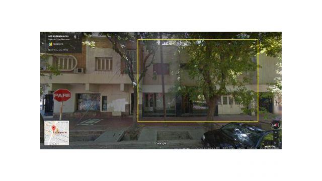 Dueño Vende - Departamento y Tres locales comerciales pleno