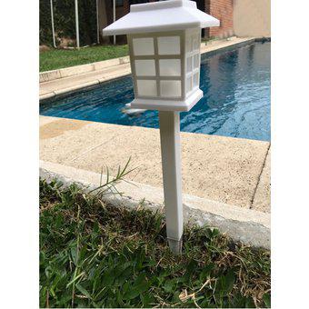 Farol Estaca de Luz Led c/Panel Solar Recargable para Jardin