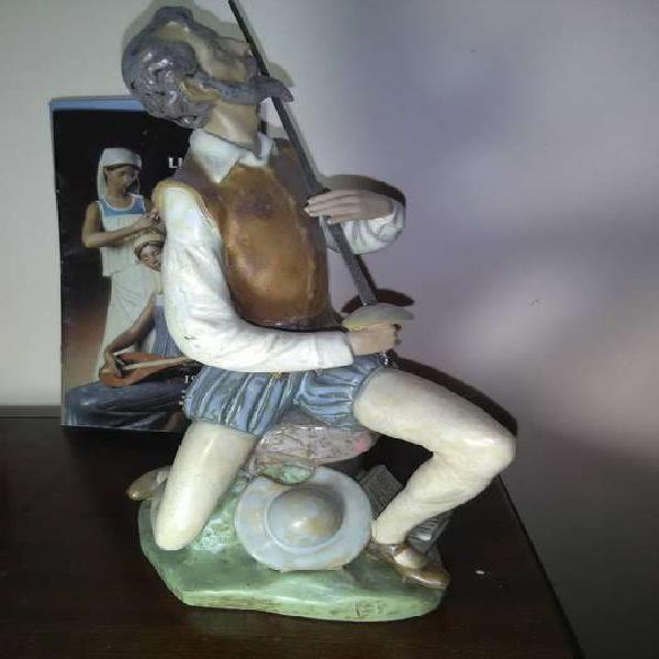 Lladro Quijote declamativo Bella Pieza Coleccion