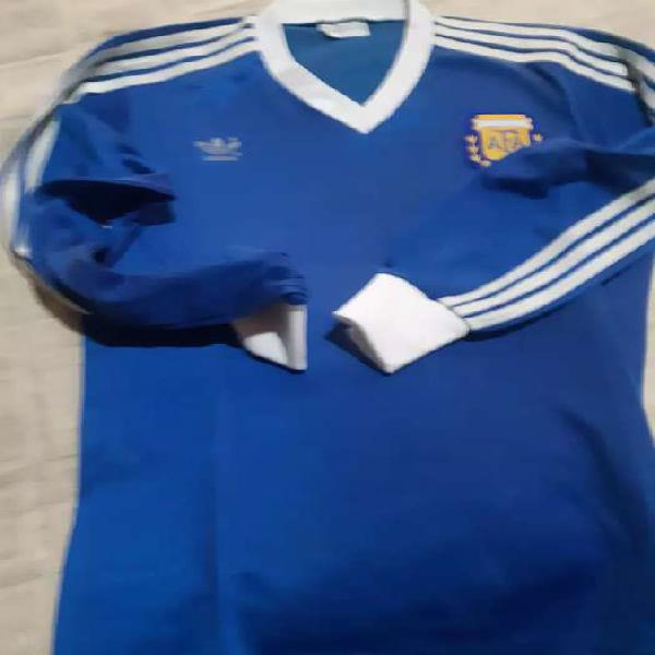 Remera Adidas talle S año 1988