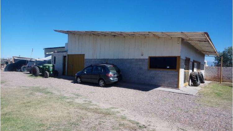 Vendo Galpones montados en terreno de 2500 m2 con salida a