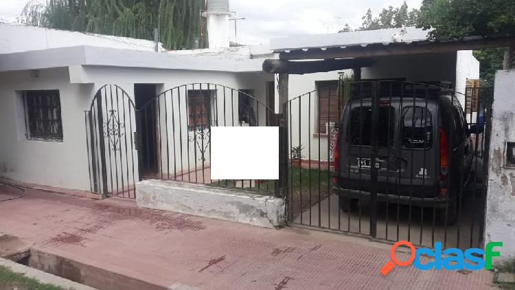 Vendo casa de 4 dormitorios en Villa de Soto