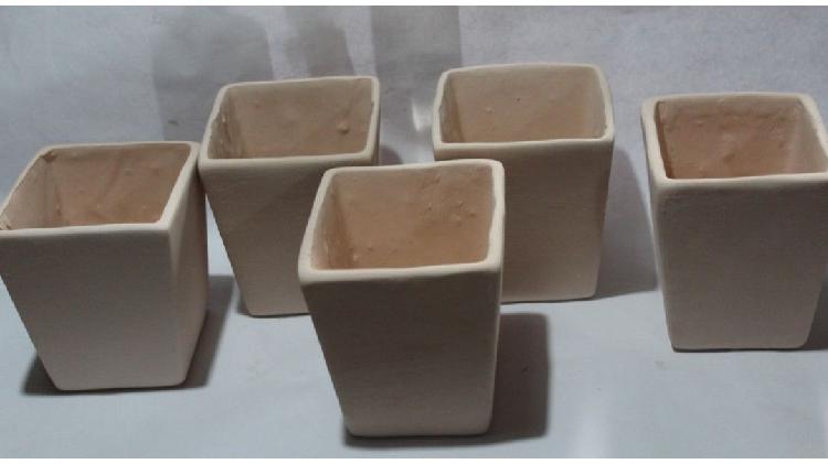 5 macetas cerámicas de 9,5 cm x 11 cm x 11 cm, $ 150