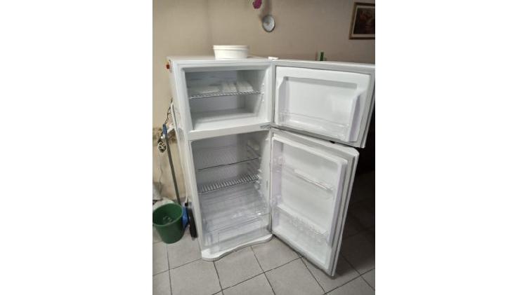 Heladera c/freezer 357lts "sin uso"