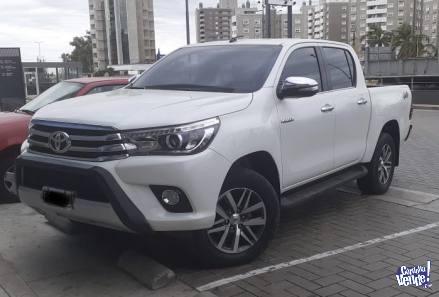 TOYOTA HILUX SRX 2.8TD 4X4 MT