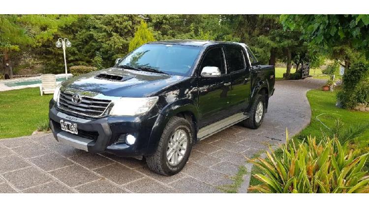 Toyota Hilux 2013 SRV 4X2 TDI Full.