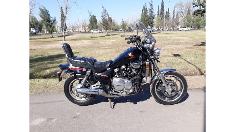 Vendo Honda Magna 700. Único su estado!!